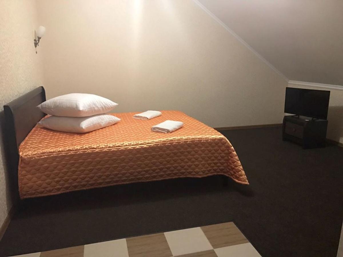 Veles Otel Brovary Dış mekan fotoğraf