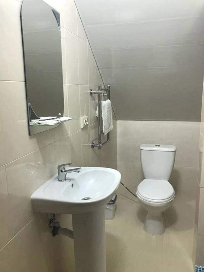 Veles Otel Brovary Dış mekan fotoğraf