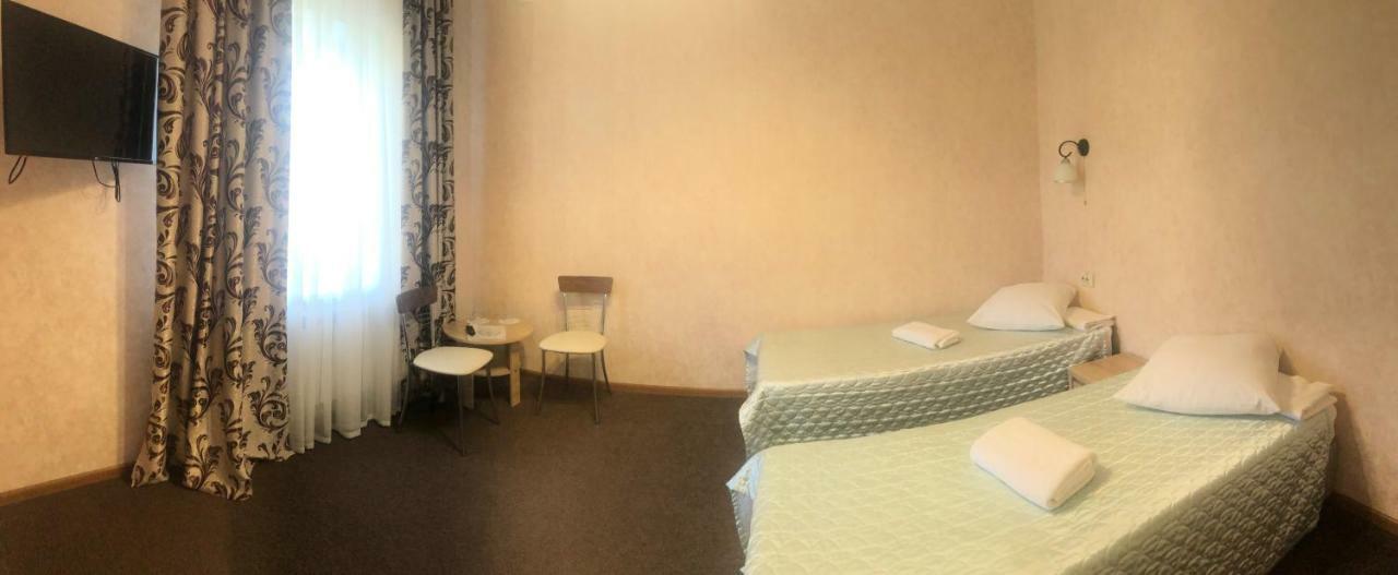 Veles Otel Brovary Dış mekan fotoğraf