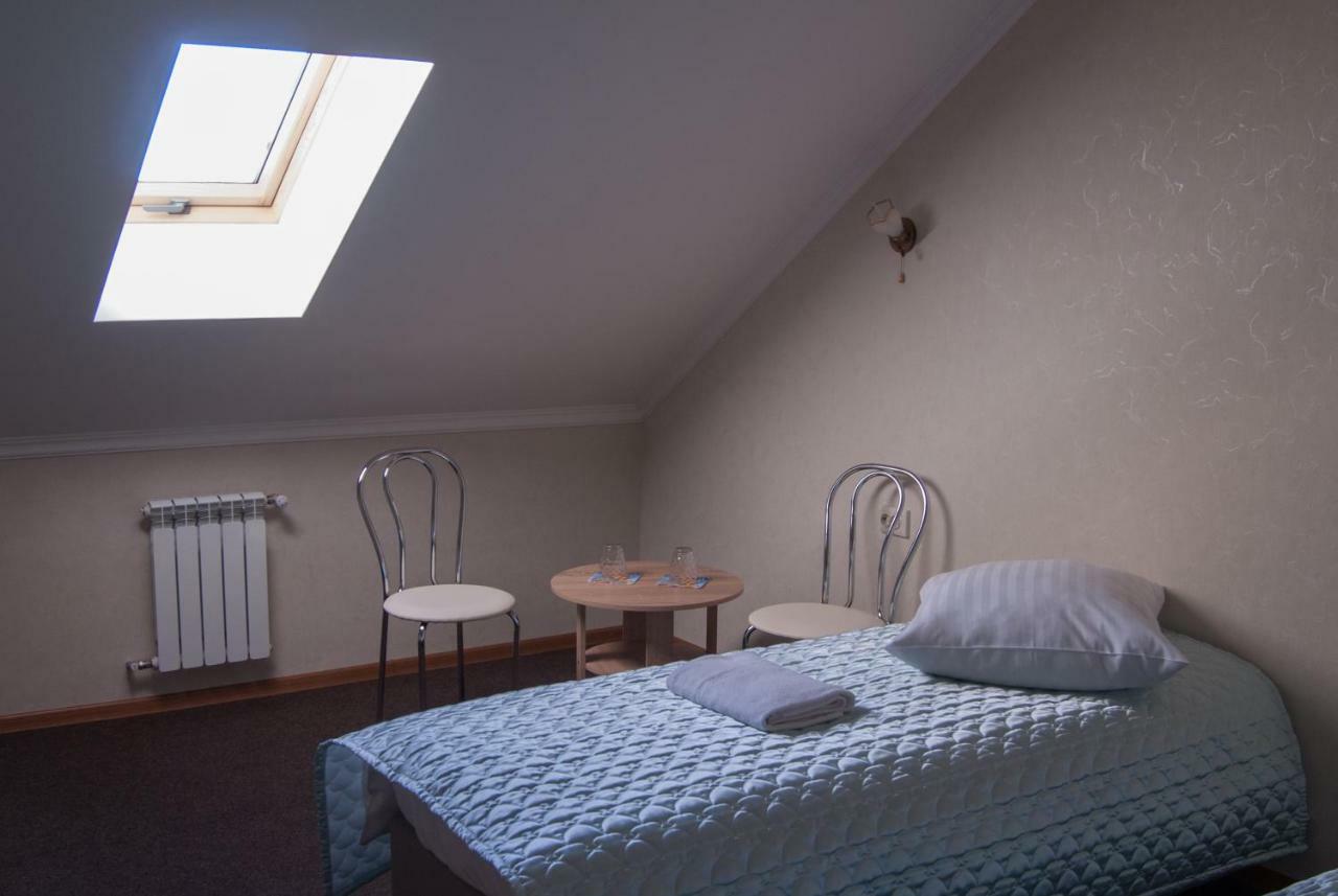 Veles Otel Brovary Dış mekan fotoğraf